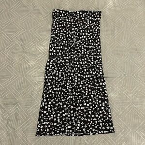 Wild Fable, medium, black and white floral pattern